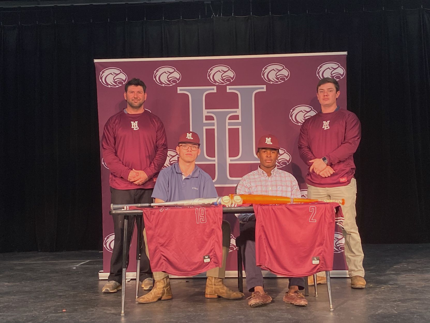 Eagles sign baseball commitments